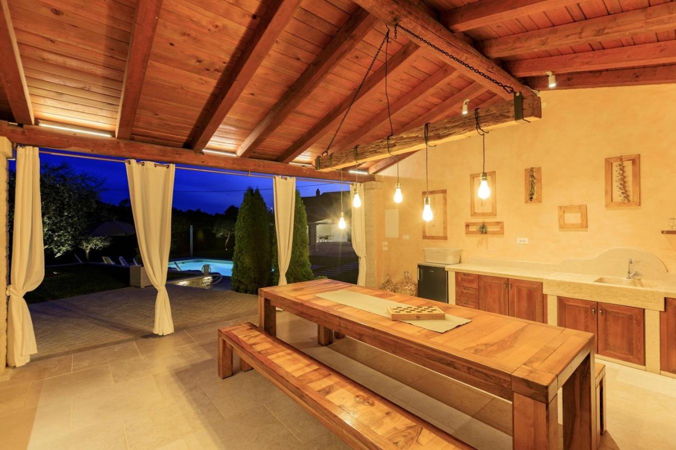 Villa Viscum In Central Istria For 8 Persons With Large Garden - Pet Friendly Pazin Exterior foto
