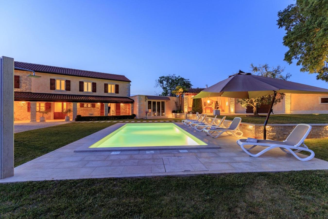 Villa Viscum In Central Istria For 8 Persons With Large Garden - Pet Friendly Pazin Exterior foto