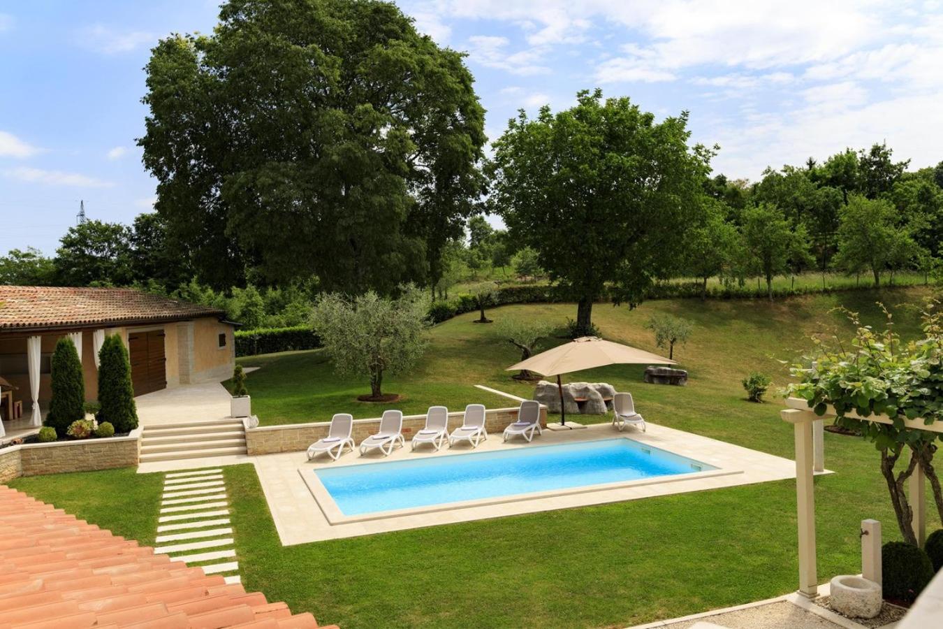 Villa Viscum In Central Istria For 8 Persons With Large Garden - Pet Friendly Pazin Exterior foto